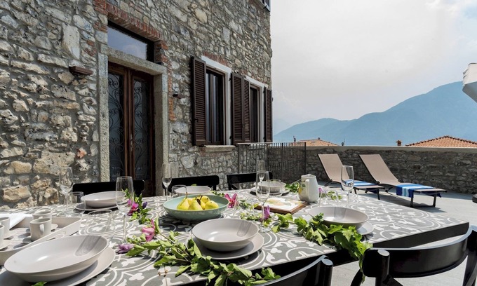 Azzano Villa | Castravalva Villa