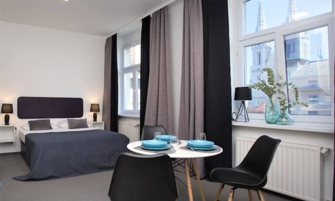 Donji Grad Apartment | Cathedral View Dolac1 Studio S1 Zagreb Center