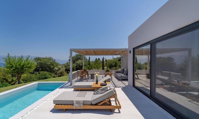 Nikiana House | Cavalier Suites Nikiana Lefkada AV Properties