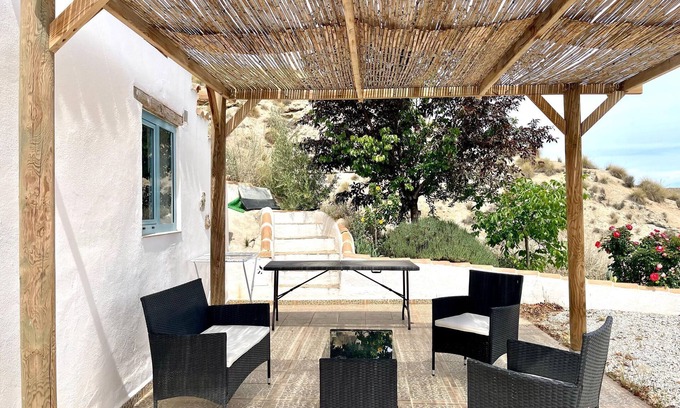 Cullar House | Cave house Yara with pool and facilities for PRM