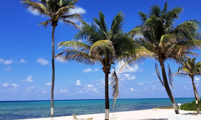 West Bay Condo | Cayman White Sand Beach + Quiet Pool = Relaxation