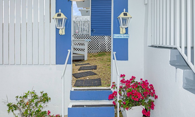 La Parguera Apartment | Cayo Enriquito | Beautiful tropical casita located in unique La Parguera, Lajas