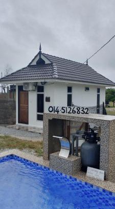 Pantai Penarik House | CC Roomstay Kampung Mangkuk, Terengganu