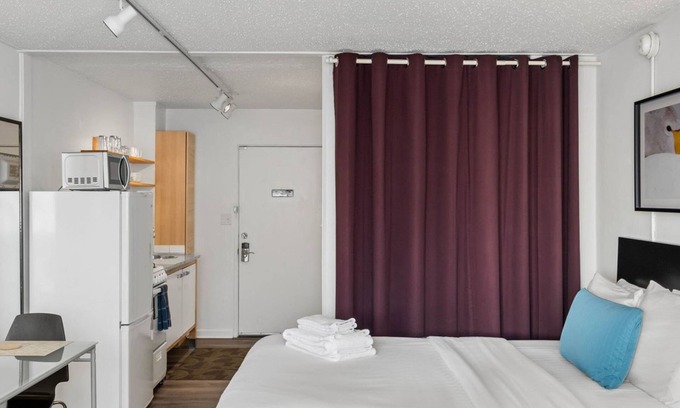 Brookwood Apartment | (CCI) Great Value, Serviced Studio in Quiet Neighborhood