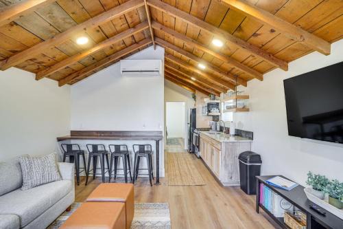 Cedar City Apartment | Cedar City Studio Retreat Patio, Fire Pit and Grill