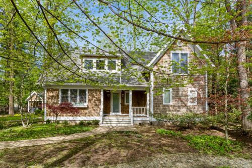 Shorewood-Tower Hills-Harbert House | Cedar Gables & Carriage House