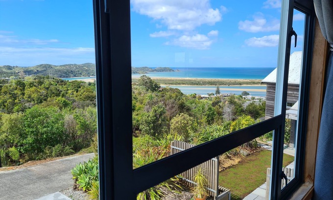Ngunguru Apartment | Cedar Heights Chalet with Elevated Ocean Views in a Native bush setting.