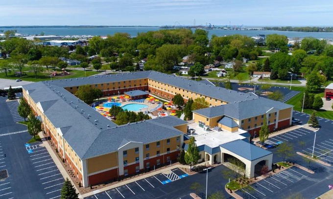 Sandusky Hotel | Cedar Point's Express Hotel