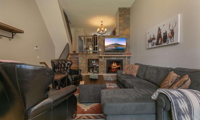 Peak 9 House | Cedars Liftside Townhome: Ski In/Ski Out