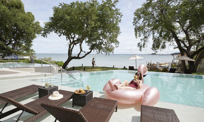 Tha Thaewawong Hotel | Centara Sonrisa Residences & Suites Sriracha