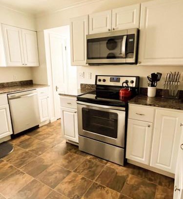 Oneonta House | Center Field All Star Baseball Rentals