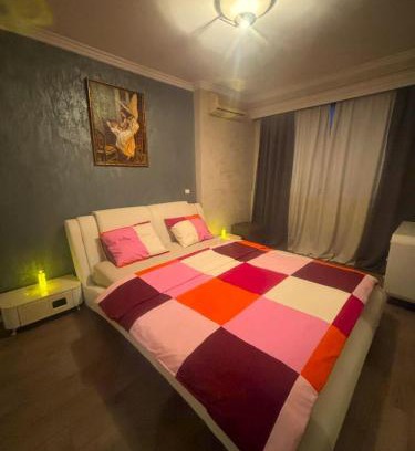 Old City Apartment | CENTRAL 2 CAMERE CU VIEW P-ta VICTORIEI