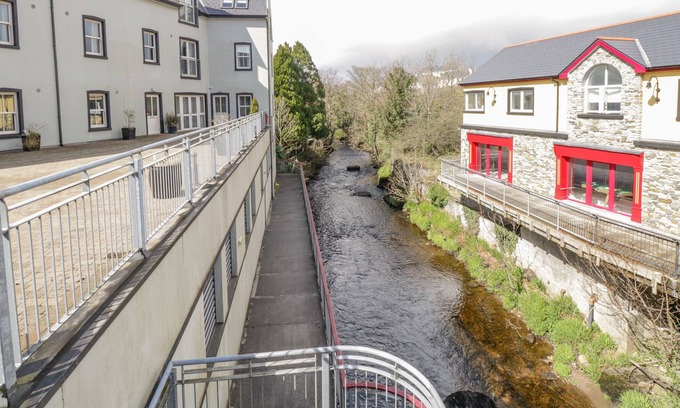 Ardara Apartment | CENTRAL ARDARA RIVERSIDE APARTMENT in Ardara, County Donegal