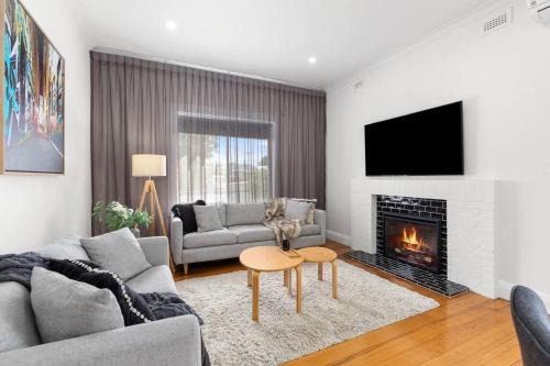 Mount Gambier House | Central Character Mount Gambier Home