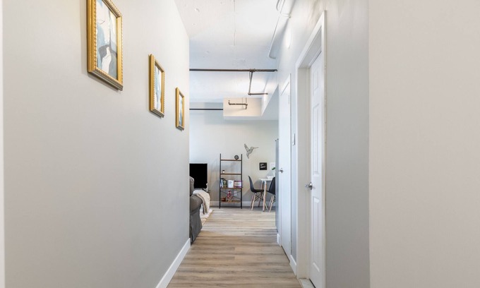 Sainte-Marie Apartment | Central charming,1BR Getaway