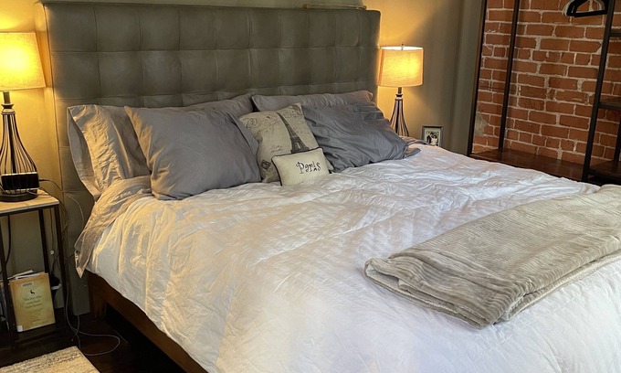 Downtown Phoenix Apartment | Central City Condo
