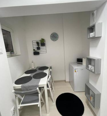 Petrosani Apartment | CENTRAL Colors Studio Petrosani