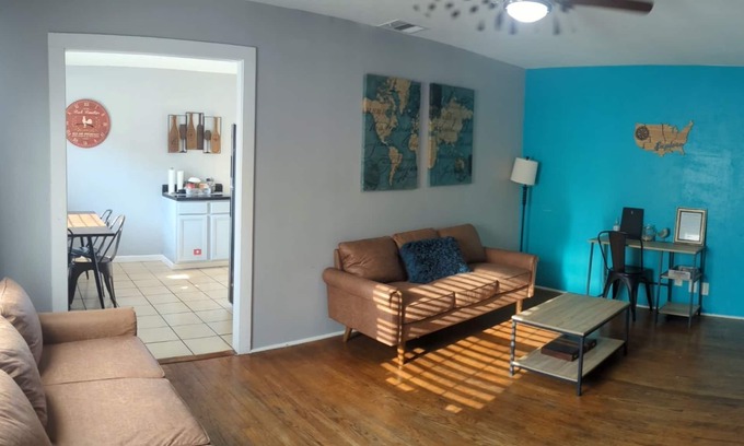 Denver Heights Apartment | Central condo near to Downtown & ATT