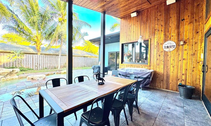 Delray Beach House | Central Delray Beach 4 bed/3 bath House, near Downtown & Beach, pet-friendly