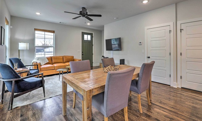 Fayetteville House | Central Fayetteville Home Near Attractions!