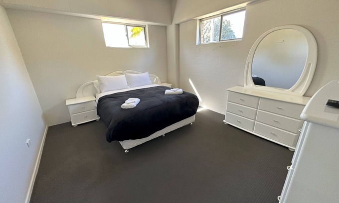 Grafton Apartment | Central Ground Floor Apartment
