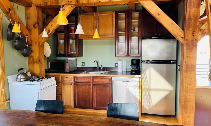 Homer Cabin | Central Homer Cabin