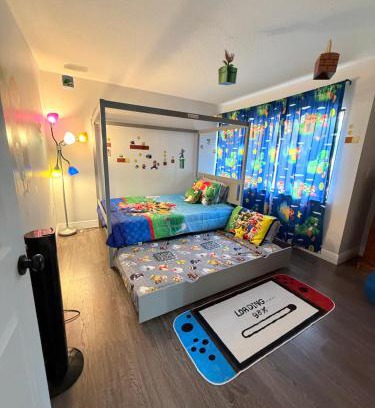 Windhover Apartment | Central Hub