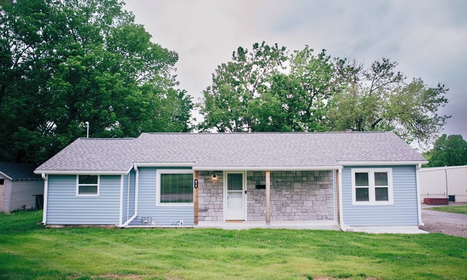 Joplin House | Central Joplin, 3Bed2Bath, Family Home