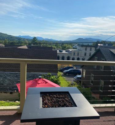 Lake Placid Apartment | Central Lake Placid Mountain Views