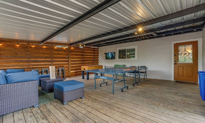 Shearer Hills - Ridgeview House | Central Location-Modern Home-Perfect For Families