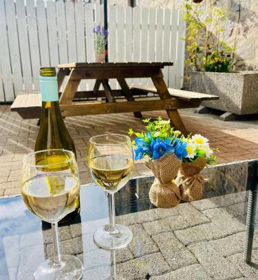 Central Aberdeen Apartment | Central, Modern Apartment - Private Terrace - Dog Friendly