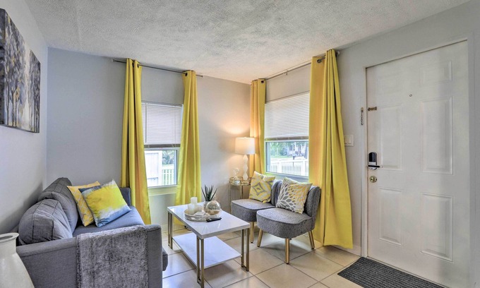 Sarasota House | Central Sarasota Home: 8 Mi to Siesta Key!