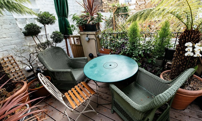 Pimlico Apartment | Central Secluded Garden Hideaway