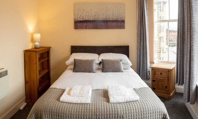 Dundee Apartment | ☆ Central, Spacious Apartment Close to University☆