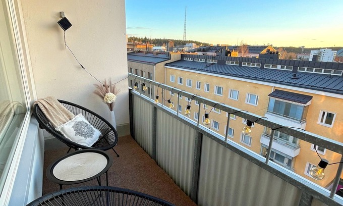 Lahti Apartment | Central Studio Apartment with Balcony