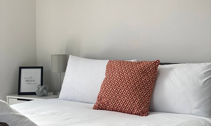 Sheffield Apartment | Central Studio - New - free wi-fi - City Centre