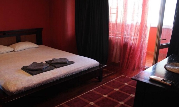 Bucharest House | Central two room apartment.