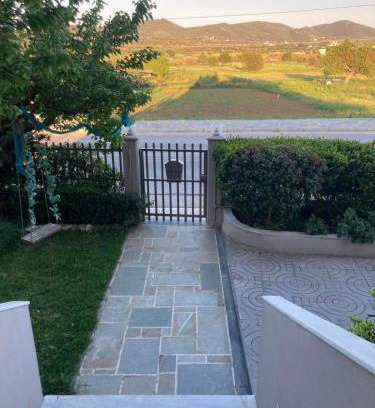 Lepoura Apartment | Central Village House