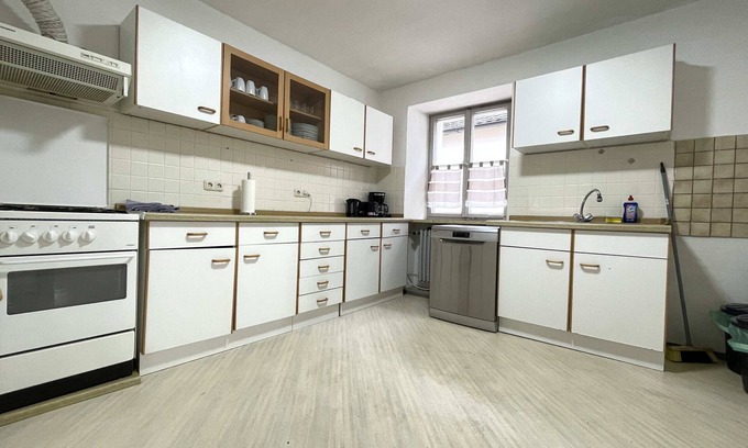 Schwandorf Condo | Central workers apartment (SAD181)