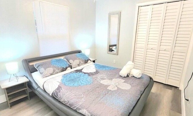 Holden-Paramore House | Centrally home near downtown Orlando!n