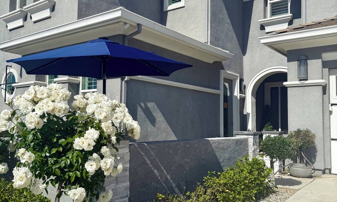 Manteca Apartment | Centrally located 1 bedroom, 1 bath Casita!