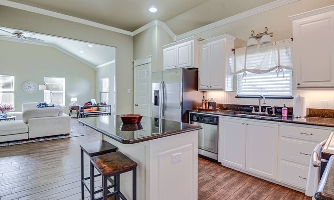 Abilene Cottage | Centrally Located Abilene Home Near ACU & Downtown