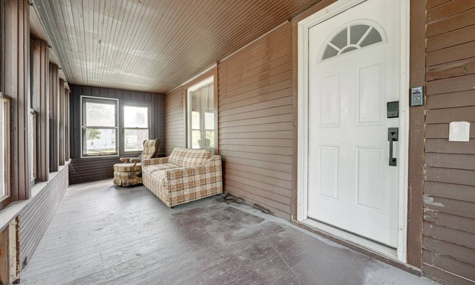 Albion House | Centrally Located Albion Home with Screened Porch!