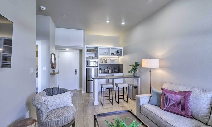 Downtown Apartment | Centrally Located San Marcos Unit w/Parking!