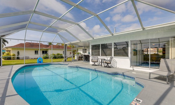 Whitfield House | Centrally Located Sarasota Home w/Heated Pool!
