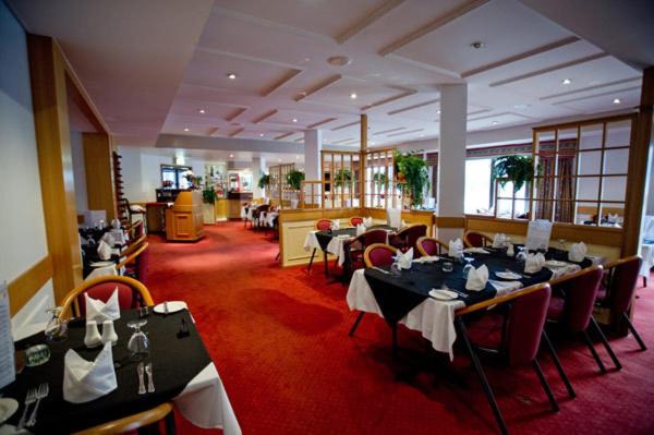 Rockhampton Hotel | Centrepoint Motor Inn