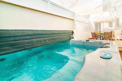 Pere Garau Ski Chalet | Centric