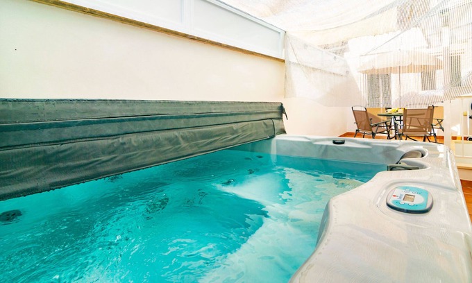 Pere Garau Apartment | Centric - Three Bedroom Apartment, Sleeps 5