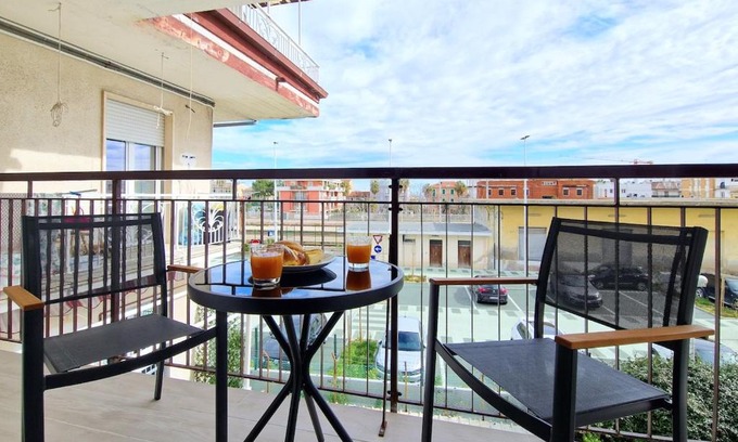 San Benedetto del Tronto Apartment | Centro Wi-Fi Train Station near the sea