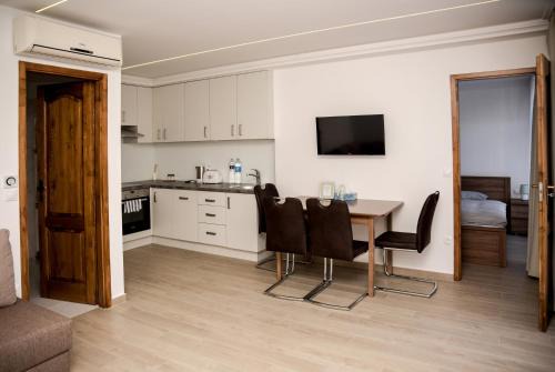 Cegled Apartment | Centrum Apartman